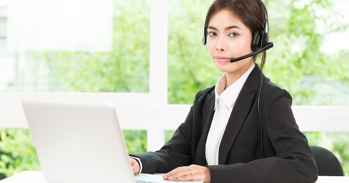 Hình ảnh đội ngũ hỗ trợ khách hàng 24/7 của KING79, luôn sẵn sàng giải đáp mọi thắc mắc